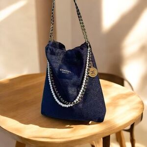 GWP Dark Blue Chain Shoulder Bag